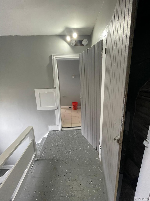 7910 Wetherby St, Detroit, MI 48210 - hallway featuring an upstairs landing