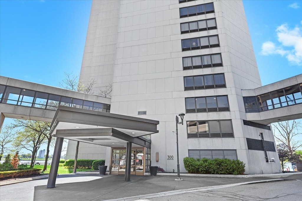 1001 W Jefferson Ave Unit 26C, Detroit, MI 48226 - view of property