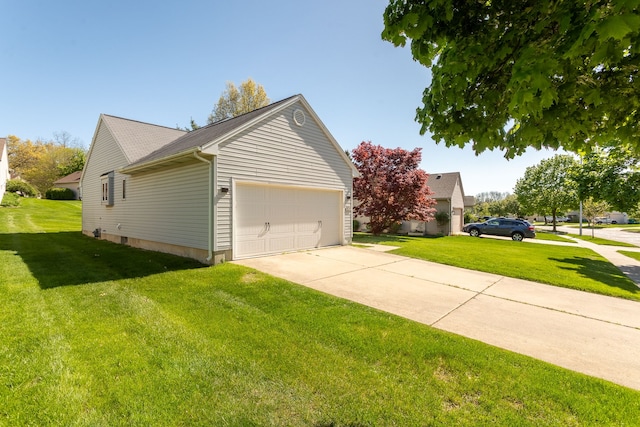 454 Woodland Dr, Saline, MI 48176 - view of side of property featuring a yard and a garage
