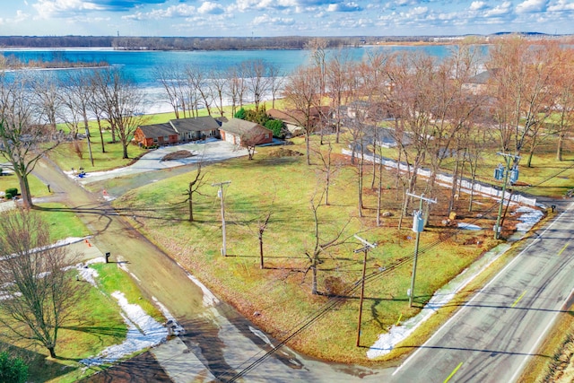 000 Southpointe Dr, Grosse Ile, MI 48138
