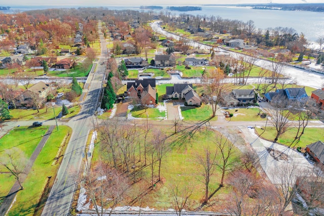 000 Southpointe Dr, Grosse Ile, MI 48138