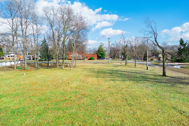 000 Southpointe Dr, Grosse Ile, MI 48138