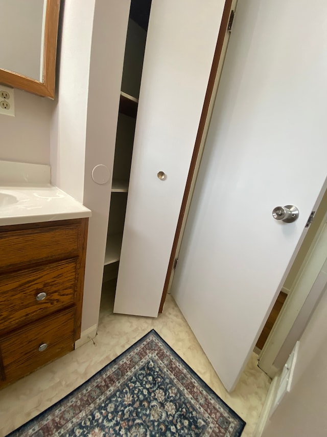 657 Highland Ave, Lincoln Park, MI 48146 - bathroom with vanity