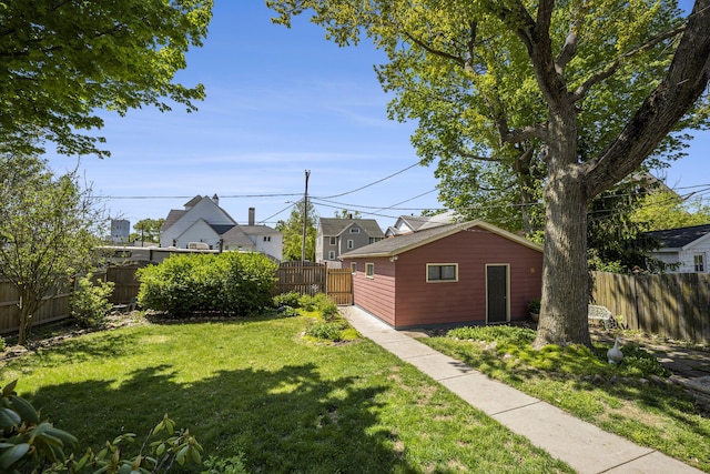 210 E St, Three Rivers, MI 49093 - view of yard