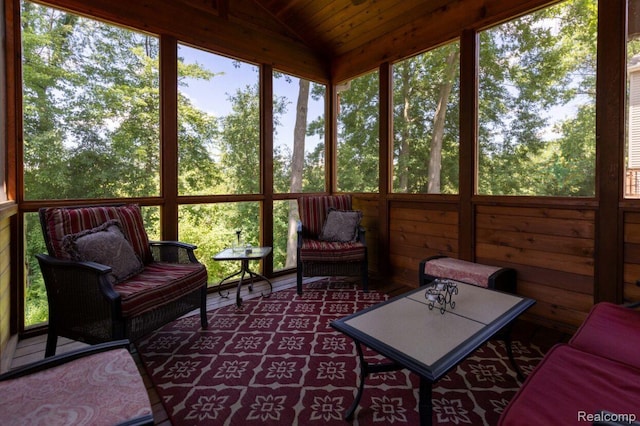 3163 W Ridge Ct, Commerce Twp, MI 48390 - sunroom / solarium featuring vaulted ceiling