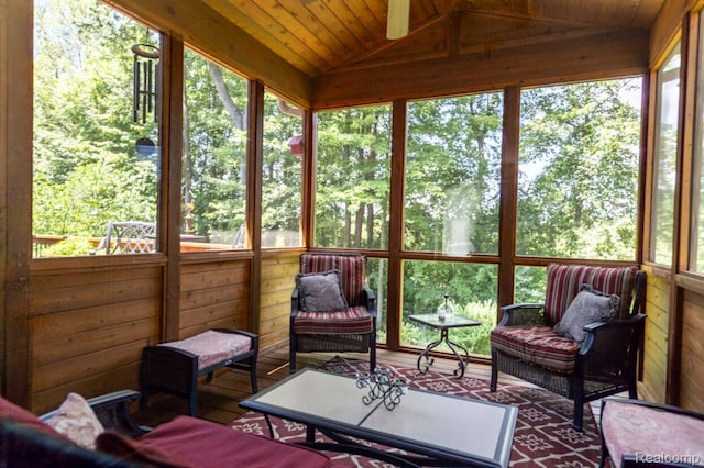 3163 W Ridge Ct, Commerce Twp, MI 48390 - sunroom featuring lofted ceiling