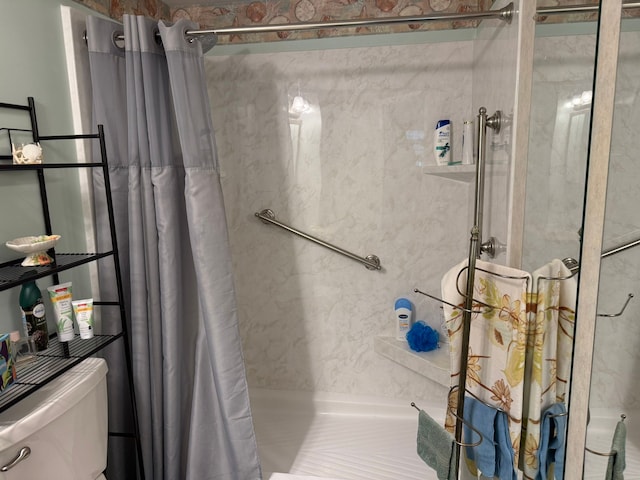 27 Turrill Ave, Lapeer, MI 48446 - full bathroom with a shower with shower curtain and toilet