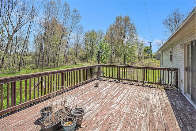 6606 Preston Rd, Howell, MI 48855 - view of deck