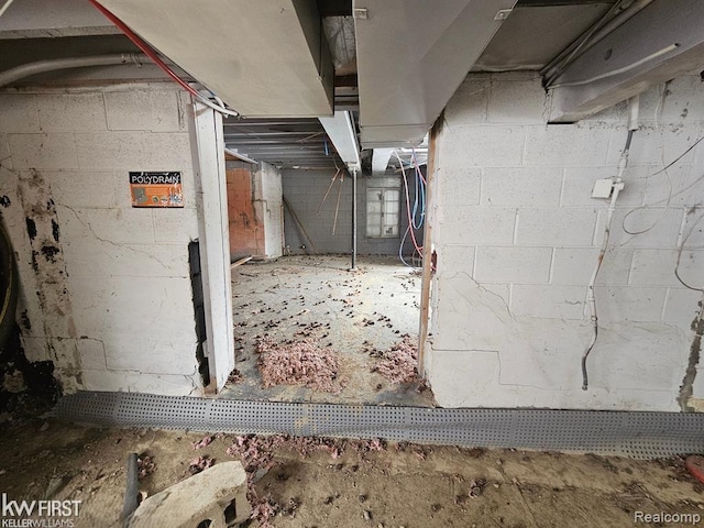 7415 Linden Rd, Fenton, MI 48430 - view of unfinished below grade area
