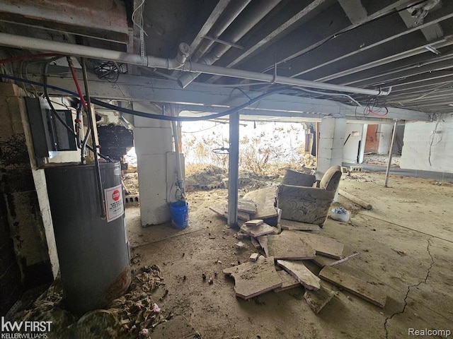 7415 Linden Rd, Fenton, MI 48430 - basement with electric water heater