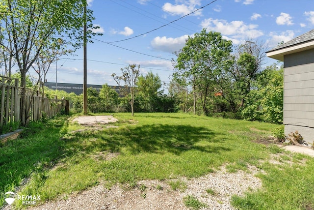 1418 Sunnyside Ave, Flint, MI 48503 - view of yard