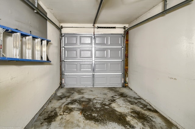 1445 Steeple Chase, Davison, MI 48423 - view of garage