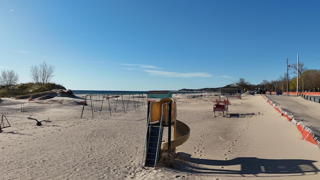 923 Maple St, Ludington, MI 49431 - water view