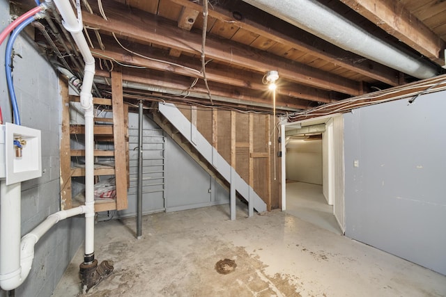 923 Maple St, Ludington, MI 49431 - view of unfinished below grade area