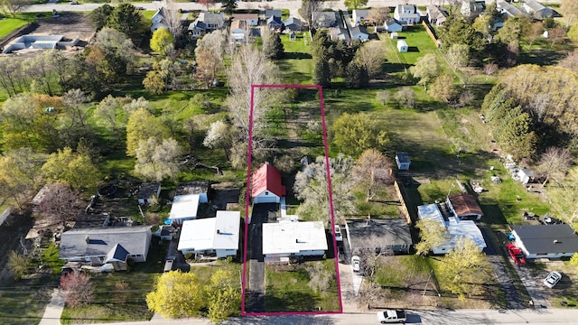 923 Maple St, Ludington, MI 49431 - aerial view of residential area with property parcel outlined