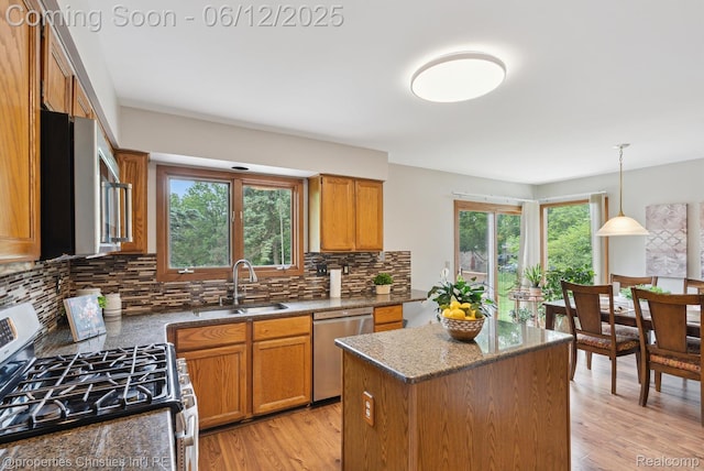 36837 Ashover Dr, Farmington Hills, MI 48335 - photo 22