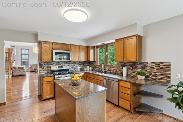 36837 Ashover Dr, Farmington Hills, MI 48335 - photo 19
