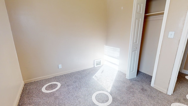 19720 Asbury Park, Detroit, MI 48235 - unfurnished bedroom with carpet and baseboards