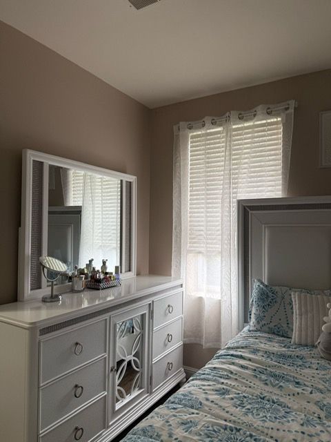 11702 Weingartz E, Utica, MI 48315 - view of bedroom