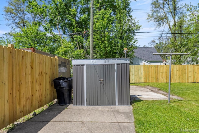 19327 Sunset St, Detroit, MI 48234 - view of patio