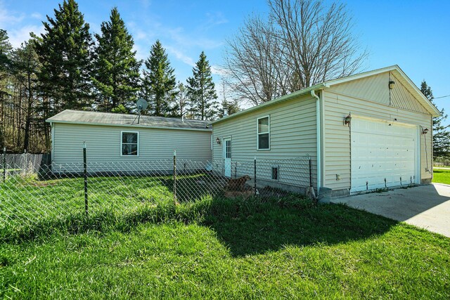 625 S Mcconnell Rd, Harrisville, MI 48740 - photo 4