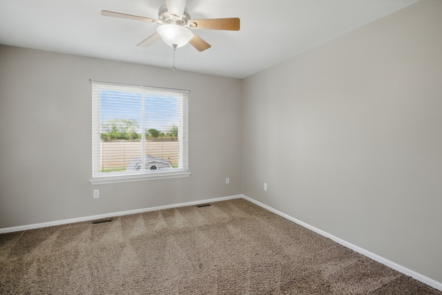 4127 Stone Post Rd, Newport, MI 48166 - unfurnished room featuring carpet floors, baseboards, and ceiling fan