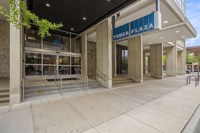 555 E William St Unit 25J, Ann Arbor, MI 48104 - view of building exterior