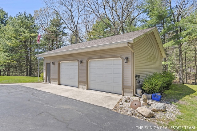 1087 Shore Walk Ln, Whitehall, MI 49461 - view of detached garage