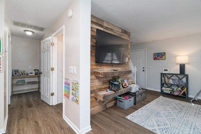 839 Rolling Meadows Dr, Quincy, MI 49082 - hall with wood finished floors and baseboards