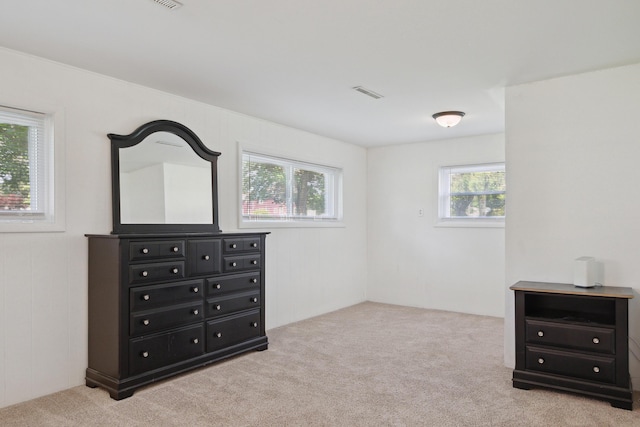unfurnished bedroom featuring carpet flooring