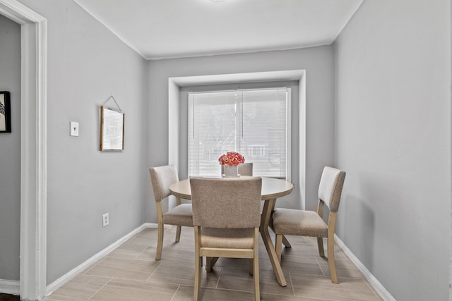 9327 Prest St, Detroit, MI 48228 - dining area with baseboards