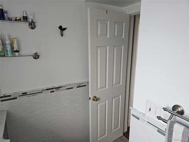 8889 Anchor Bay Dr, Clay, MI 48001 - bathroom view of wainscoting