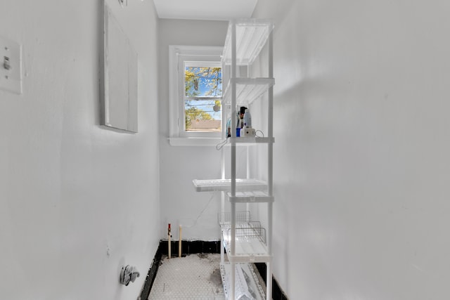 3835 Courville St, Detroit, MI 48224 - view of clothes washing area