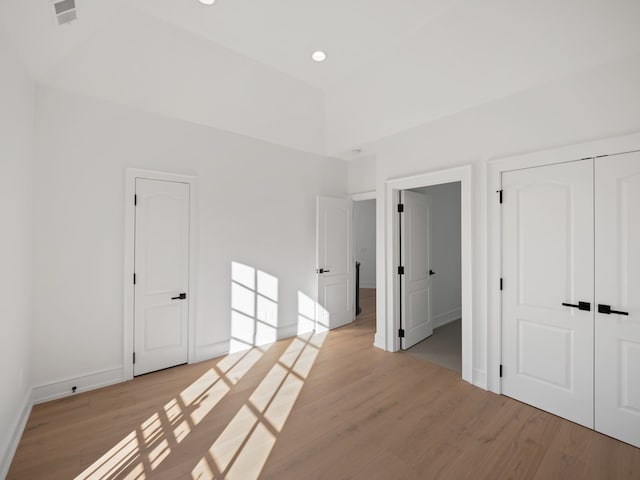 330 Ferndale Ave, Birmingham, MI 48009 - unfurnished bedroom featuring light wood finished floors, baseboards, and recessed lighting