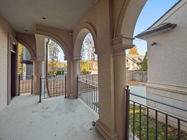 330 Ferndale Ave, Birmingham, MI 48009 - view of balcony