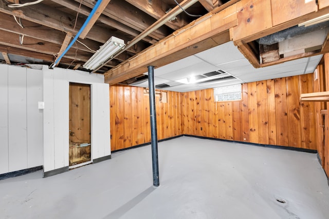 15430 Mendota St, Detroit, MI 48238 - below grade area with wooden walls