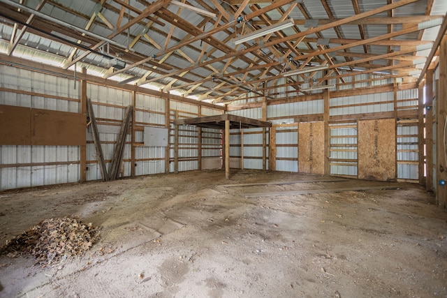 68687 M-43, South Haven, MI 49090 - garage with metal wall