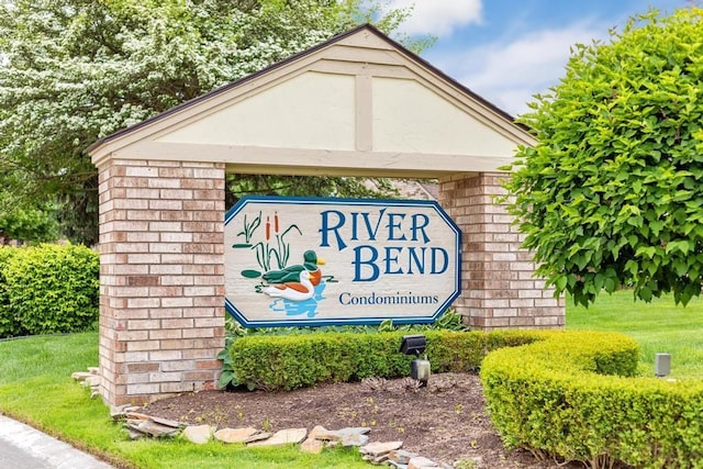 43389 Riverbend Blvd, Clinton Township, MI 48038 - view of community sign