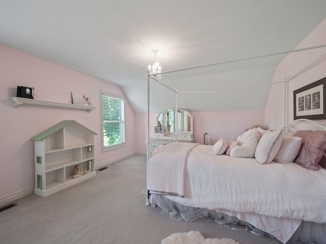 3418 Westchester Rd, Bloomfield Hills, MI 48304 - carpeted bedroom featuring a chandelier, lofted ceiling, and baseboards