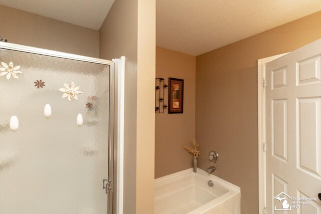 1786 Arbor Creek Dr, Monroe, MI 48162 - full bath with a shower stall and a bath