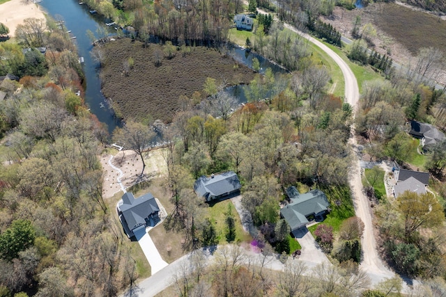 11021 Heather Ln, Canadian Lakes, MI 49346 - aerial view of property's location featuring a large body of water