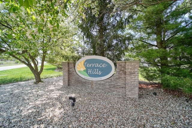 3605 Terrace Hills Ln, Jackson, MI 49203 - view of community sign