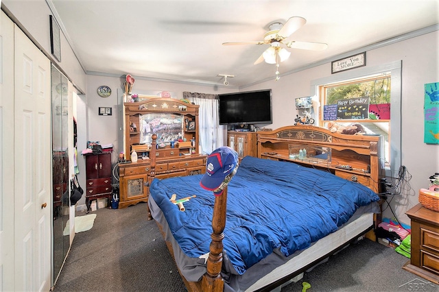 25161 59 1/2 St, Bangor, MI 49013 - bedroom featuring carpet, crown molding, and a ceiling fan
