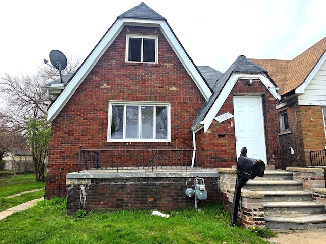 19183 Yonka St, Detroit, MI 48234 - view of side of property with brick siding