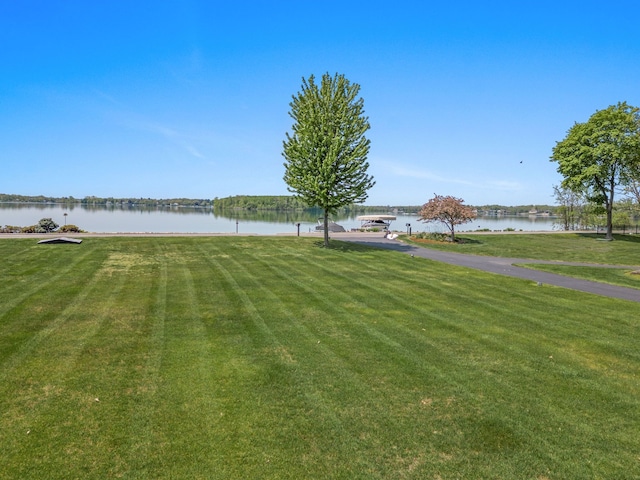 3751 Indian Trl, Orchard Lake, MI 48324