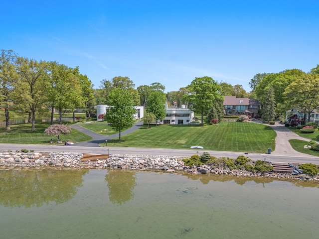 3751 Indian Trl, Orchard Lake, MI 48324