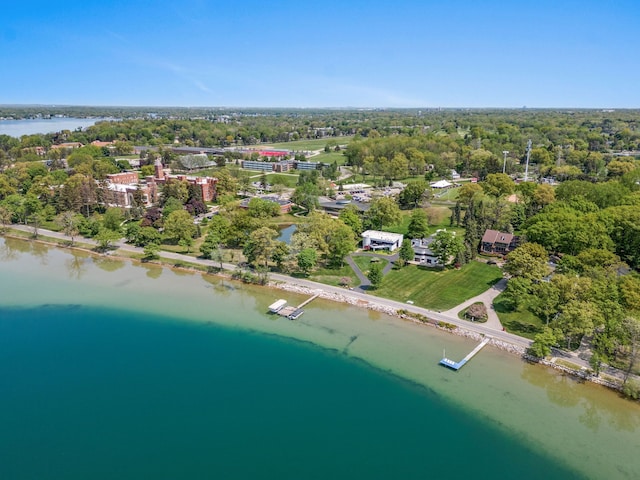 3751 Indian Trl, Orchard Lake, MI 48324