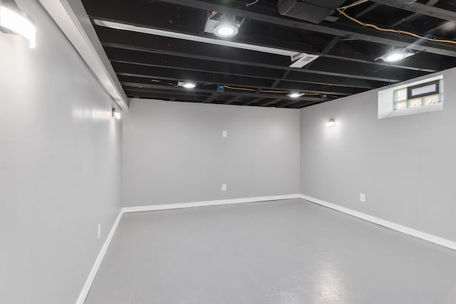 11580 Findlay St, Detroit, MI 48205 - finished below grade area with baseboards