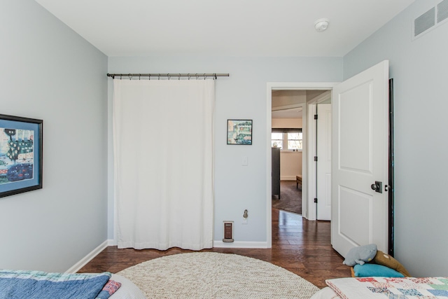 2142 Spring Ridge Dr, Ann Arbor, MI 48103 - bedroom with wood finished floors and baseboards