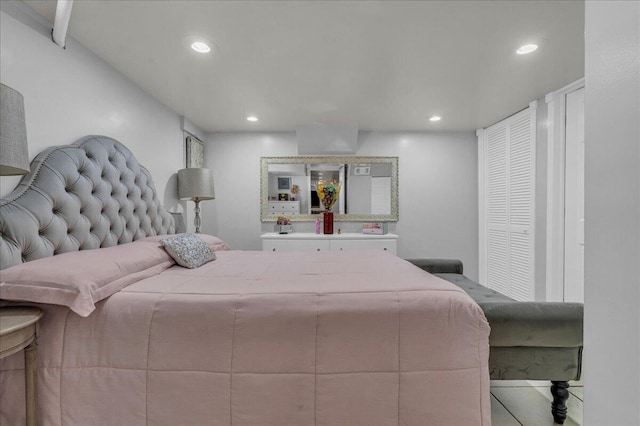 bedroom featuring recessed lighting